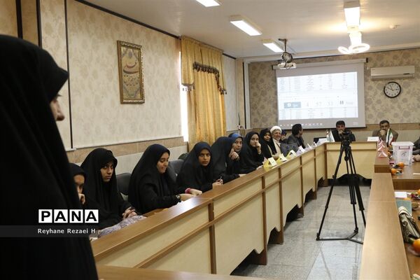 دهمین دوره انتخابات مجلس دانش آموزی استان قم (دختران)