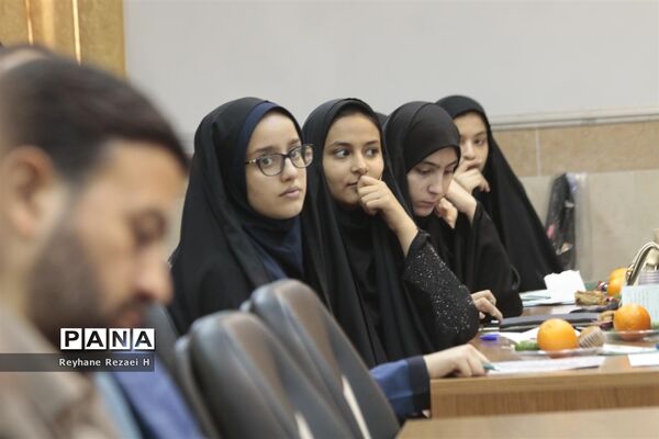 دهمین دوره انتخابات مجلس دانش آموزی استان قم (دختران)