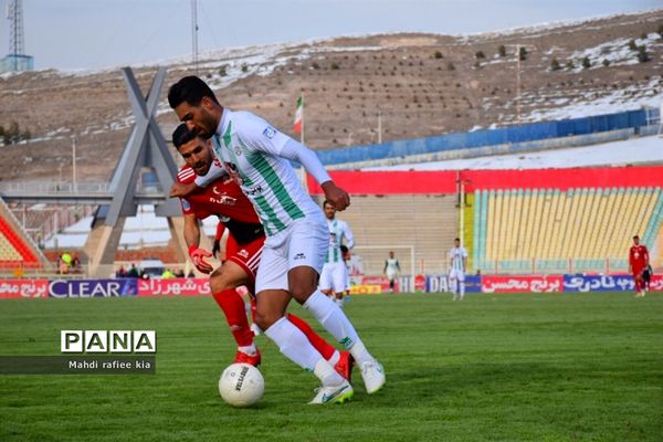 دیدار تیم‌هاى تراکتور و ذوب آهن