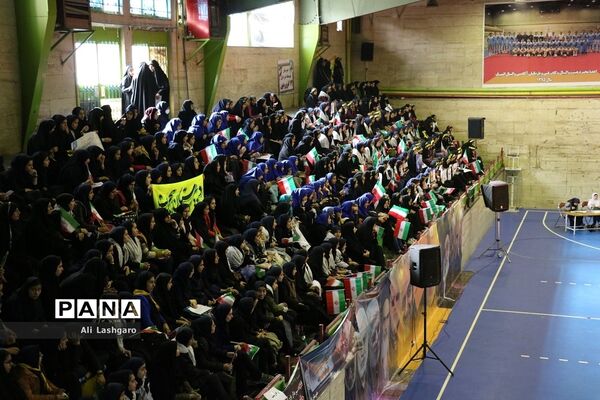 مانور یاوران انقلاب در شهرستان سمنان
