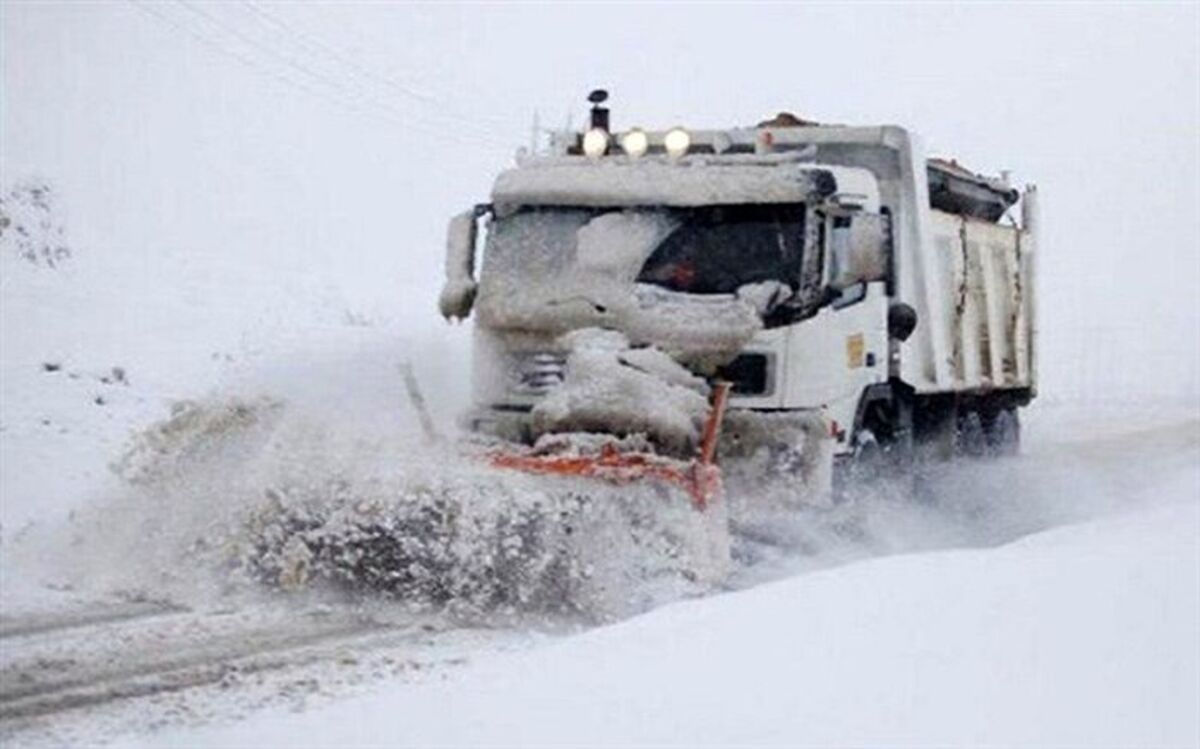 بارش برف و کاهش دمای هوا در اردبیل