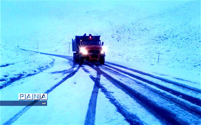 برفروبی چهار هزار کیلومتر از جاده‌های لرستان