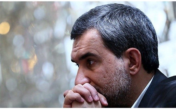 واکنش یک عضو شورای نگهبان به آتش زدن کتاب پزشکی هاریسون