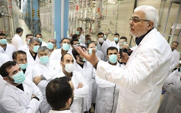 بازدید جمعی از فرماندهان و مسئولان سپاه حفاظت انصارالمهدی از فردو