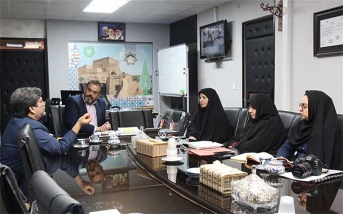 شهرداری میبد آماده همکاری با برگزارکنندگان جشنواره چله قصه هاست