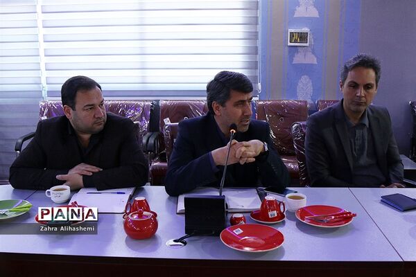 نشست شورای معاونان پرورشی مناطق نوزده‌گانه شهر تهران