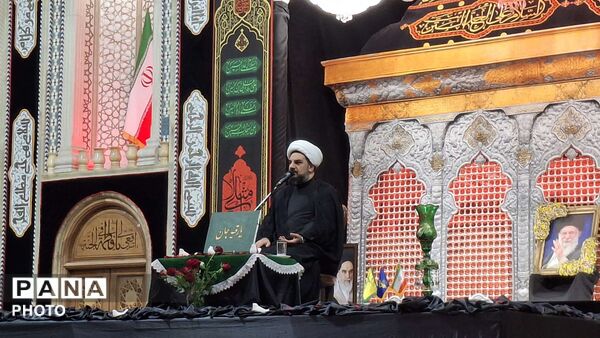 بزرگداشت کودکان شهید در همایش «به رسم رقیه»
