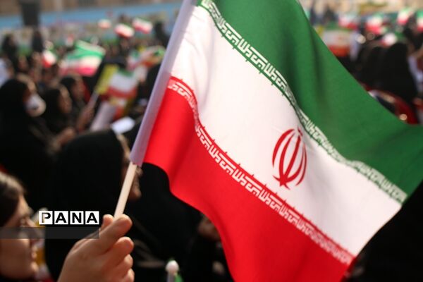 آیین استانی نواخته شدن زنگ انقلاب در اهواز