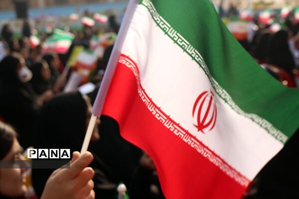 آیین استانی نواخته شدن زنگ انقلاب در اهواز