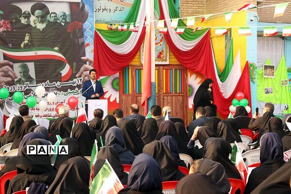 آیین استانی نواخته شدن زنگ انقلاب در اهواز