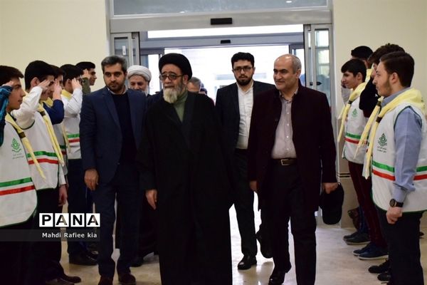 مراسم نواختن زنگ انقلاب و آغاز رسمی جشن های چهل و یکمین سالگرد پیروزى انقلاب اسلامى در آذربایجان شرقی