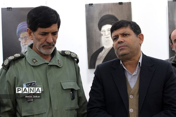 گشایش نمایشگاه انقلاب در آموزش و پرورش فارس