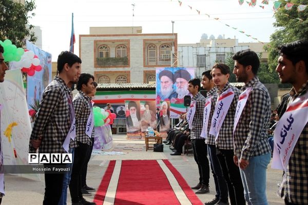 نواختن زنگ انقلاب در بوشهر