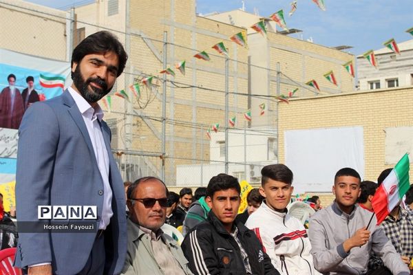 نواختن زنگ انقلاب در بوشهر