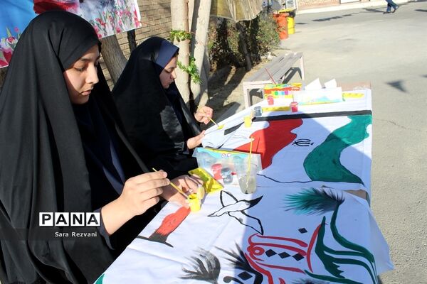 مراسم نواخته شدن زنگ انقلاب اسلامی در شهرستان اسلامشهر