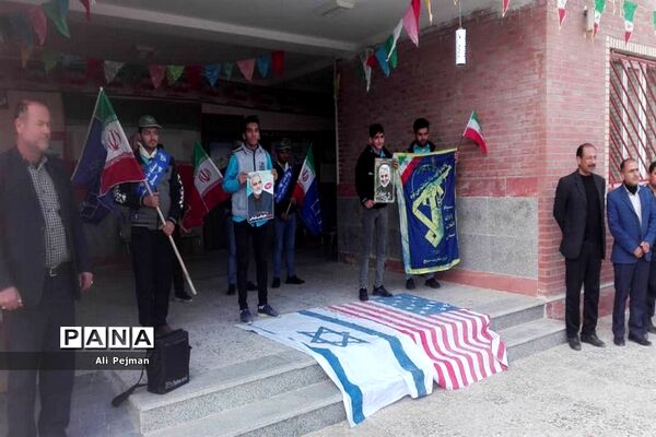 زنگ انقلاب  در دبیرستان سعادت شبانکاره