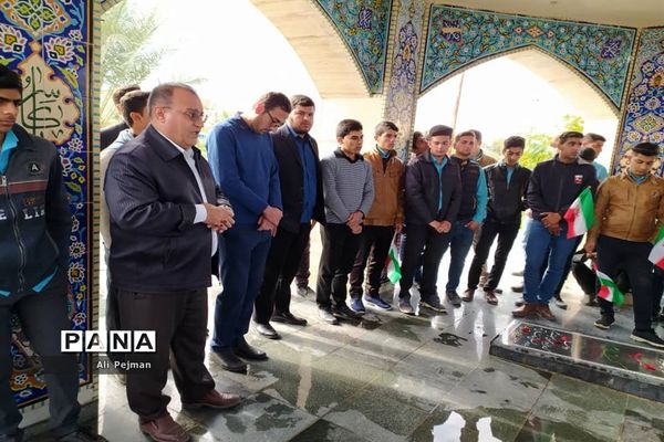 زنگ انقلاب  در دبیرستان سعادت شبانکاره