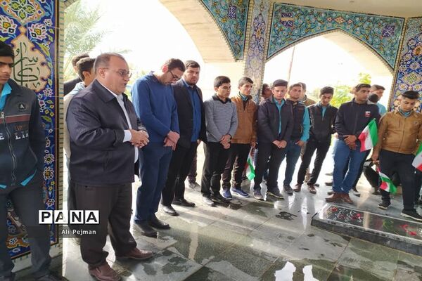 زنگ انقلاب  در دبیرستان سعادت شبانکاره