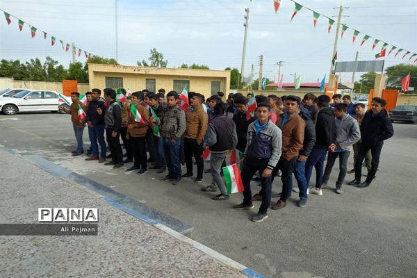 زنگ انقلاب  در دبیرستان سعادت شبانکاره