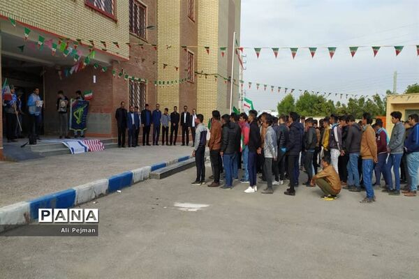 زنگ انقلاب  در دبیرستان سعادت شبانکاره