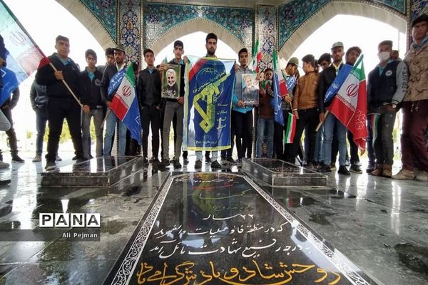 زنگ انقلاب  در دبیرستان سعادت شبانکاره