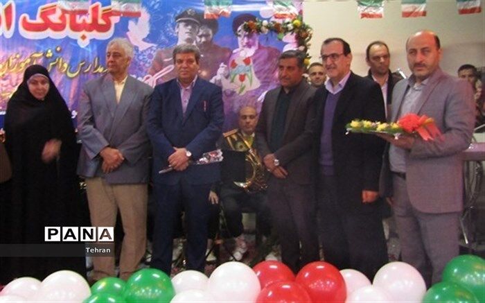 حسینی: غفلت کردن از علل ایجادی انقلاب، ابقاء انقلاب را با مشکل مواجه می کند