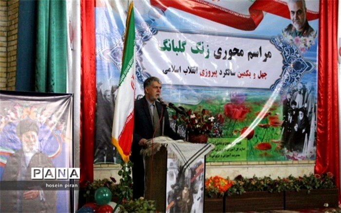 وزیر فرهنگ و ارشاد اسلامی: امام خمینی (ره) به عنوان بزرگمرد تاریخ ایران و اسلام مسیری را طی  و به بام قله رساند که امروز برای همه در اقصی نقاط جهان، نشان دادنی است