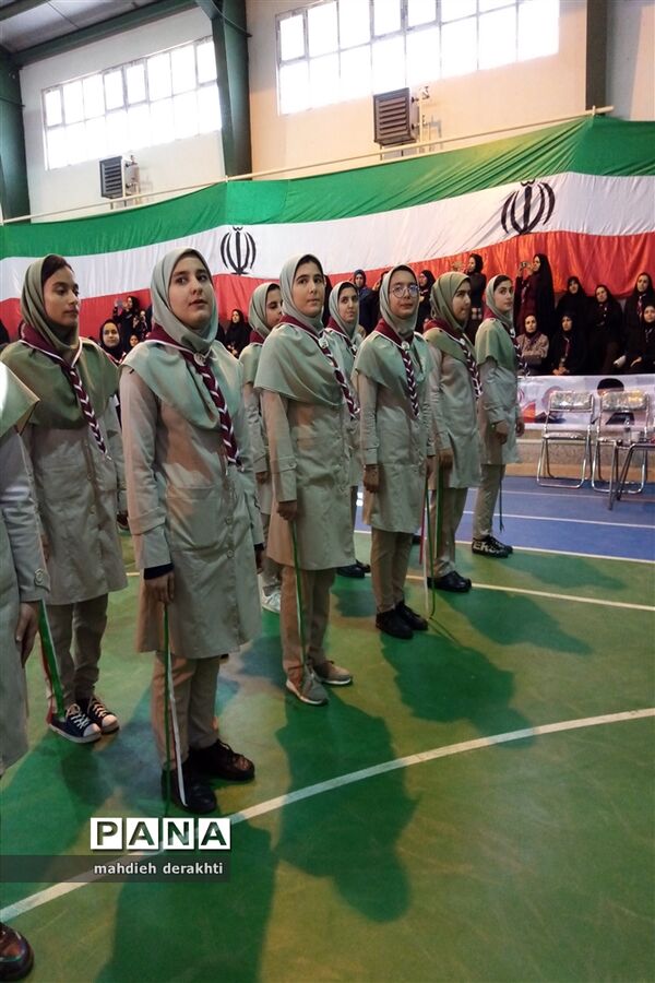 مانور تشکیلاتی یاوران انقلاب درآموزش و پرورش ناحیه یک بهارستان