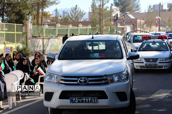 زنگ انقلاب به مناسبت ورود امام خمینی ره درشهرستان خوسف