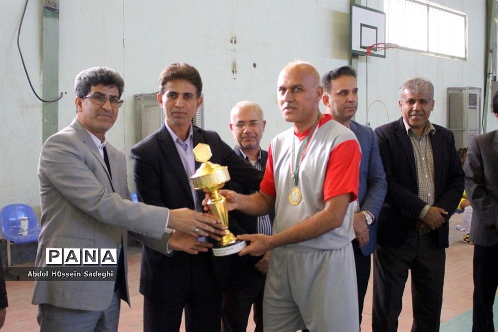 اختتامیه فوتسال بسیج فرهنگیان استان بوشهر