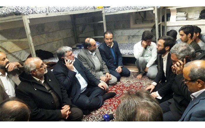 دانش آموزان خوابگاهی نباید دغدغه ای جزدرس خواندن داشته باشند