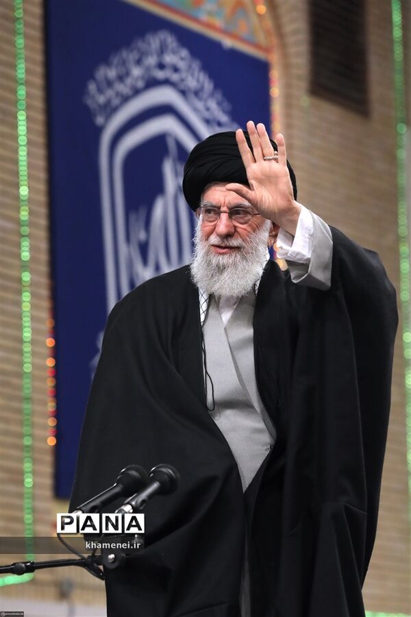 دیدار اقشار مختلف مردم با حضرت آیت‌الله خامنه‌ای رهبر انقلاب اسلامی
