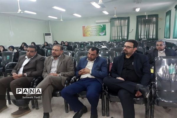 برگزاری کارگاه تفکر و سواد رسانه وآموزش عکاسی درشهرستان حمیدیه