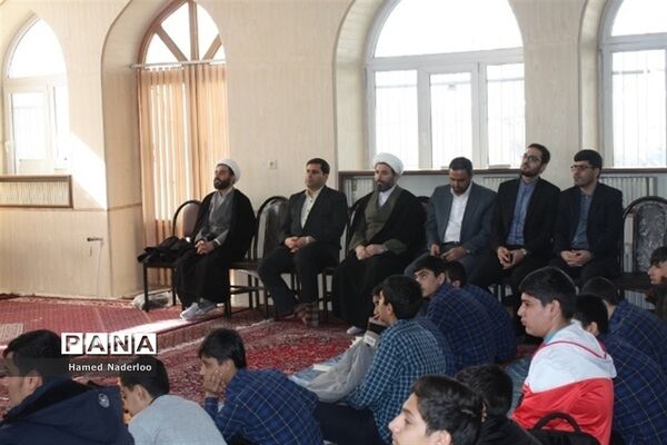 برگزاری مراسم محفل انس با قرآن کریم