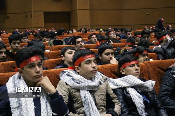 یادواره شهدای دانش‌آموز و فرهنگی در تبریز