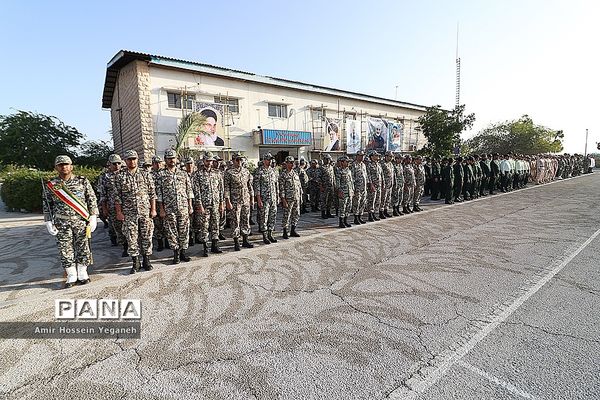 برگزاری صبحگاه مشترک نیروهای نظامی و انتظامی