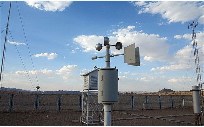 ‌تندباد ‌اردبیل را درمی‌نوردد