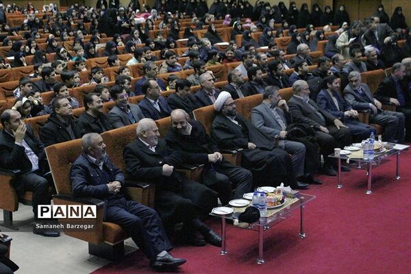 آیین تجلیل از حافظان قرآن کریم در تبریز
