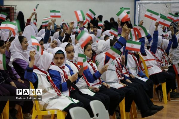 همایش «یاوران انقلاب» در ساری