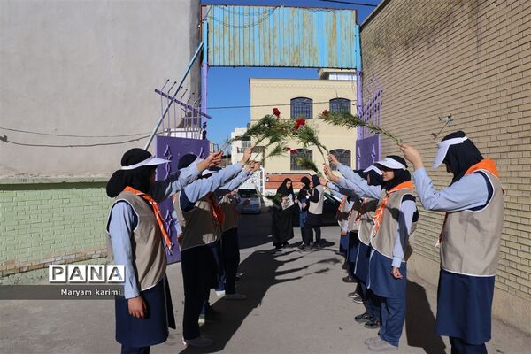 یادواره شهید غلامحسین براتی روبیات در دبیرستان الزهراء بیرجند