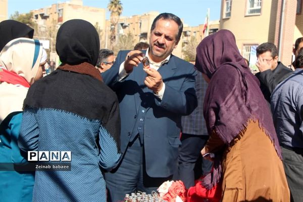 برگزاری مسابقات قرآن و عترت دختران دانش‌آموز ناحیه ۳ شیراز در آموزشگاه عباس الکوت