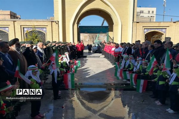 گلباران مزار شهدا در شهرستان ورامین
