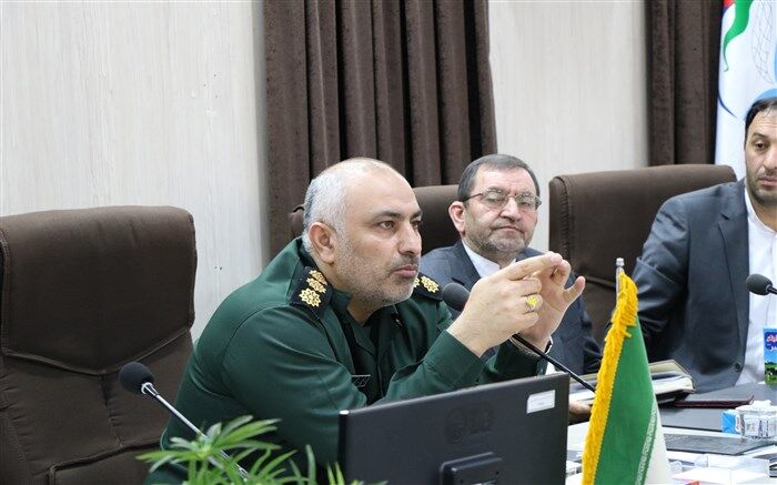 معلمین حتى بیشتر از والدین روی دانش آموزان تأثیر دارند