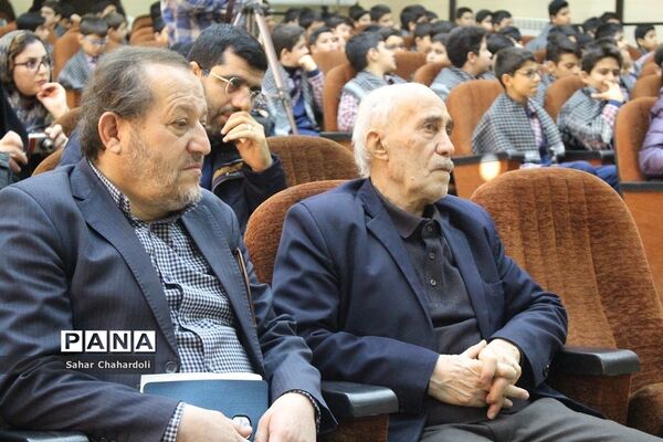 یادواره شهیدان دانش آموز امیر و جلال تقوی طلب