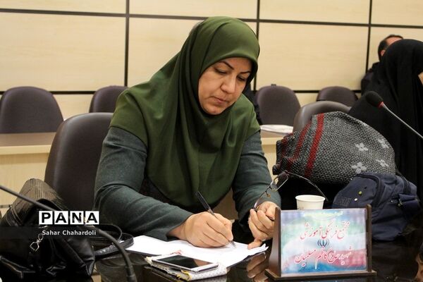 دوره آموزشی مربیان پیشتاز ناحیه 2 همدان