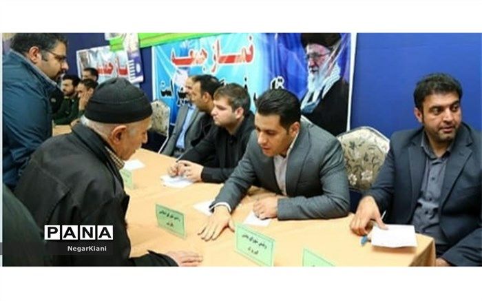 برپایی میز خدمت در مصلی بزرگ باقرشهر