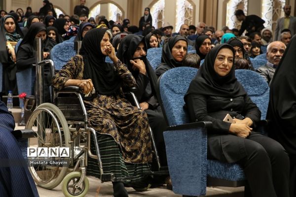 همایش تجلیل از مادران شهدای آبادان و خرمشهر
