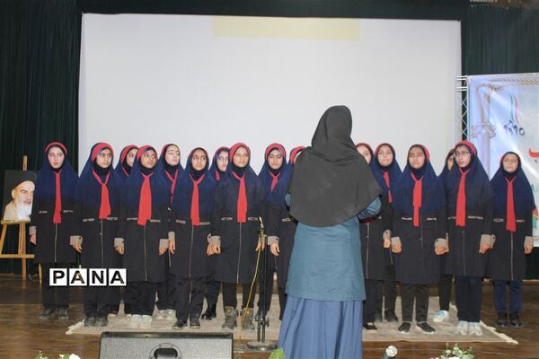 برگزاری همایش یاوران انقلاب سازمان دانش آموزی در استان البرز