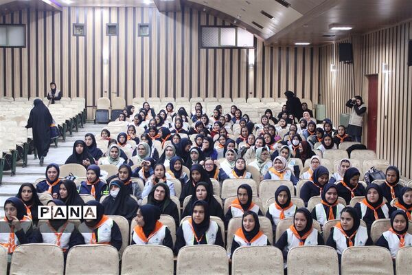 برگزاری همایش یاوران انقلاب سازمان دانش آموزی در استان البرز