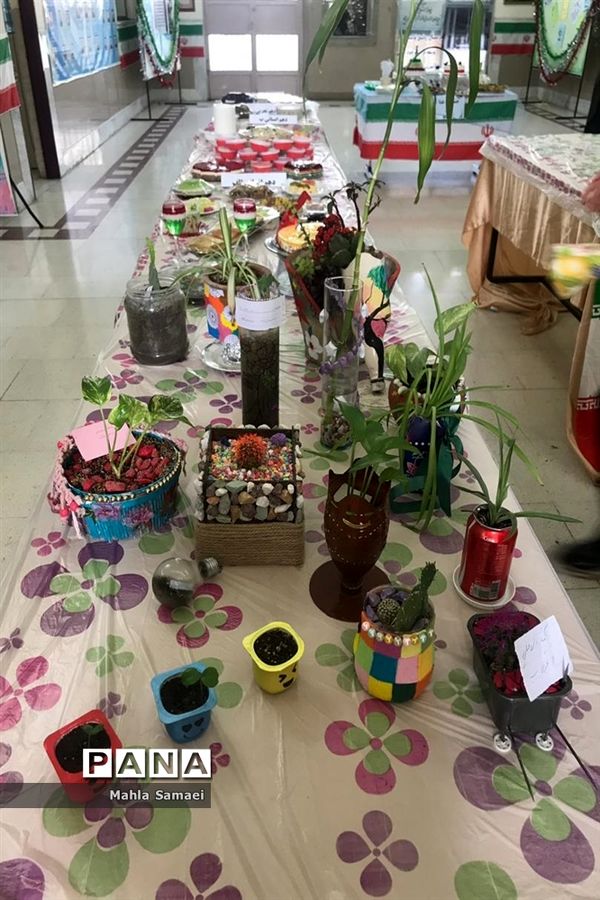 جشنواره غذا درآموزشگاه آرمیتا مصلی نژاد شهرری